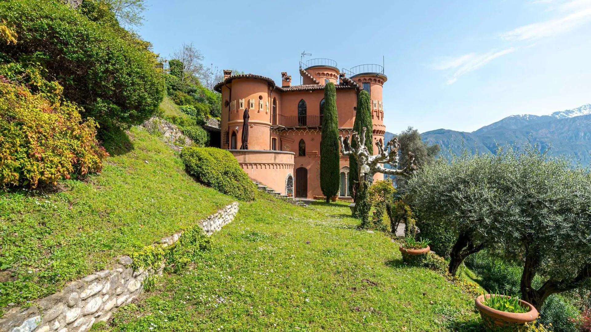Apartament Stunning Castle In Tremezzo With Lake View
